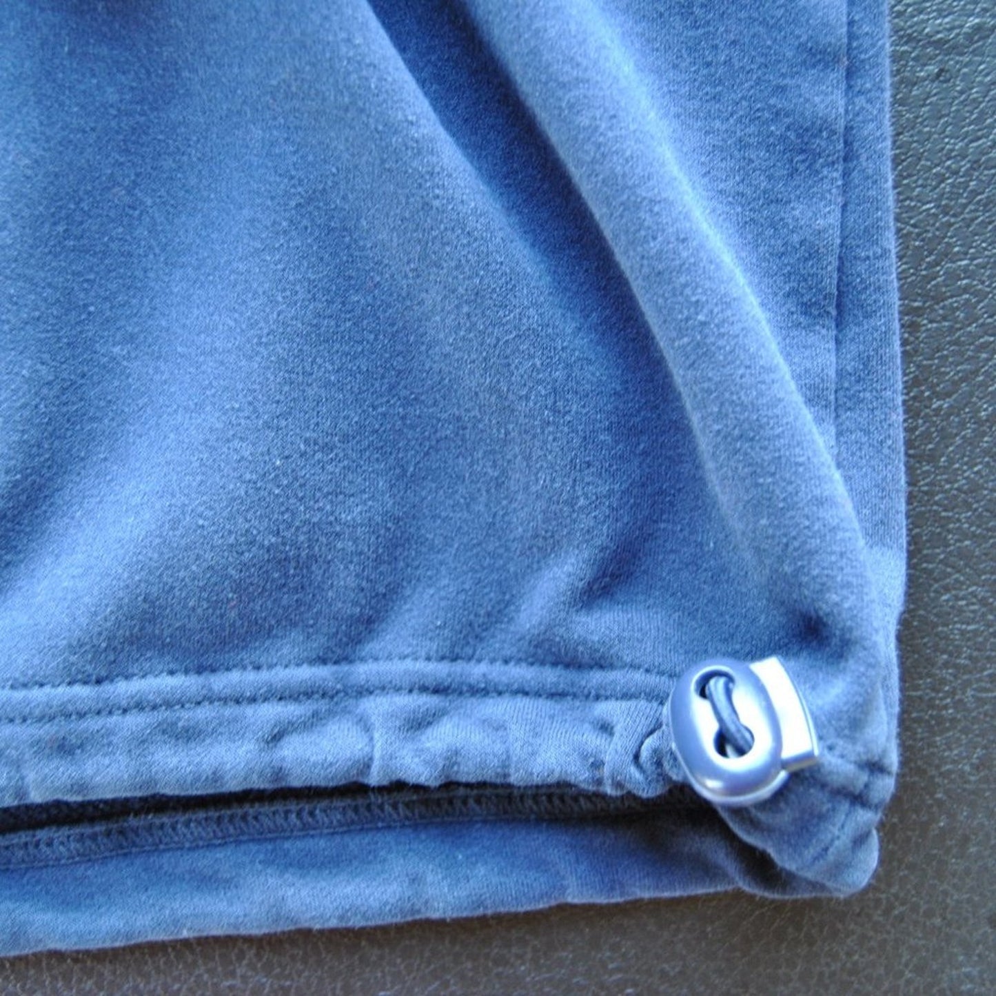 Champion Large Blue 1/4 zip Pullover w/ Adjustable Bottom Sweater