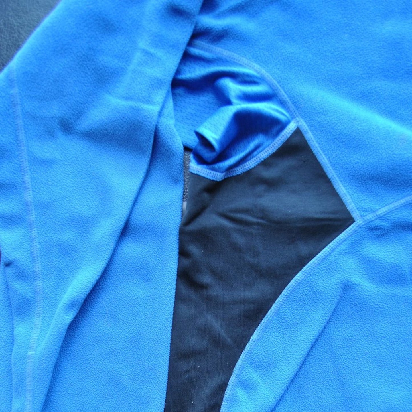 Large Vintage Nike Blue & Black Large Therma-fit Crewneck Sweater