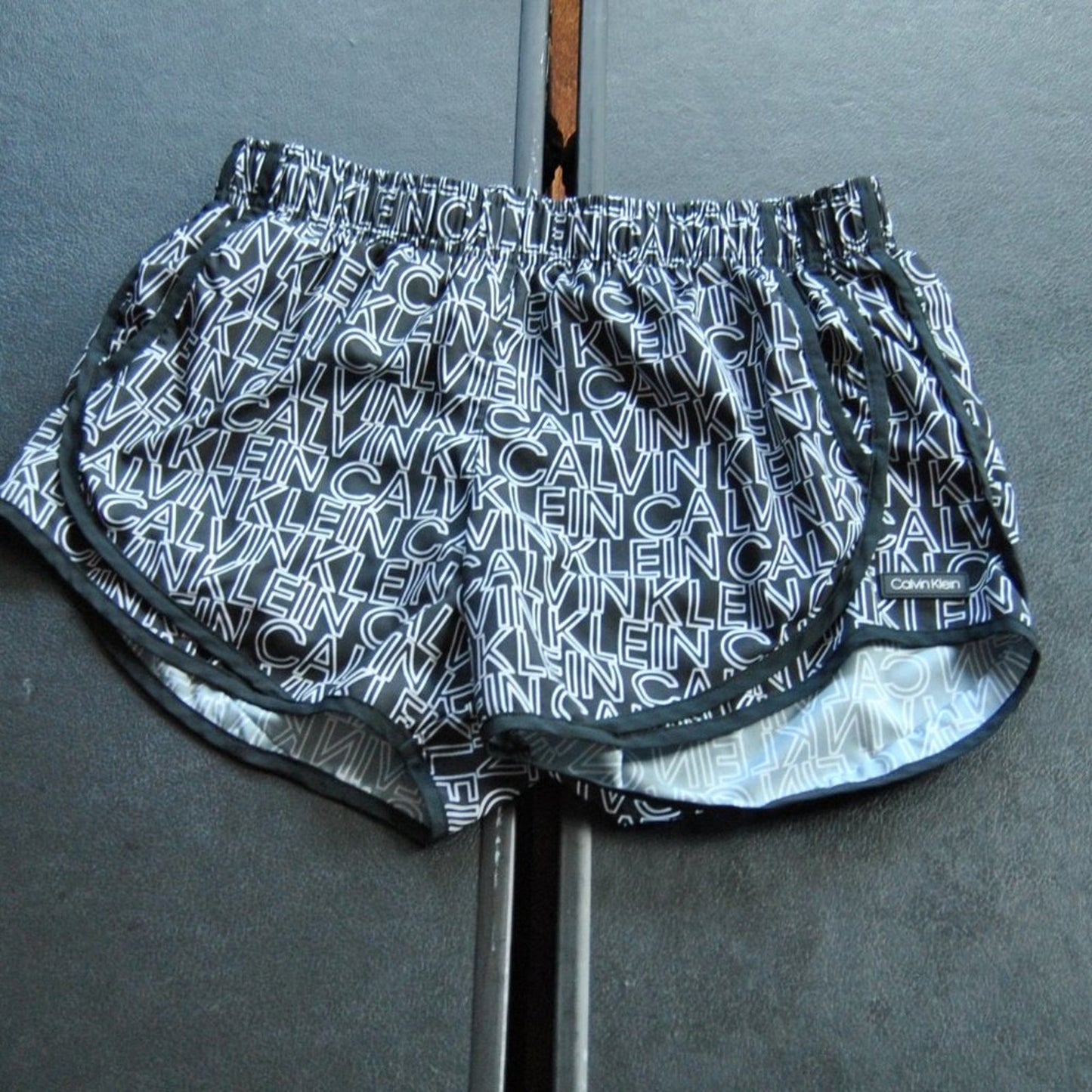 Calvin Klein Black & White CK Logo Repeat Shorts w/ Pockets Small