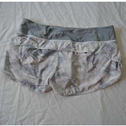 Lululemon Speed Up Low-Rise Lined Short 2.5" Size 8