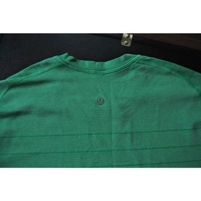 Lululemon Large Fit Green Athletic Short Sleeve Shirt