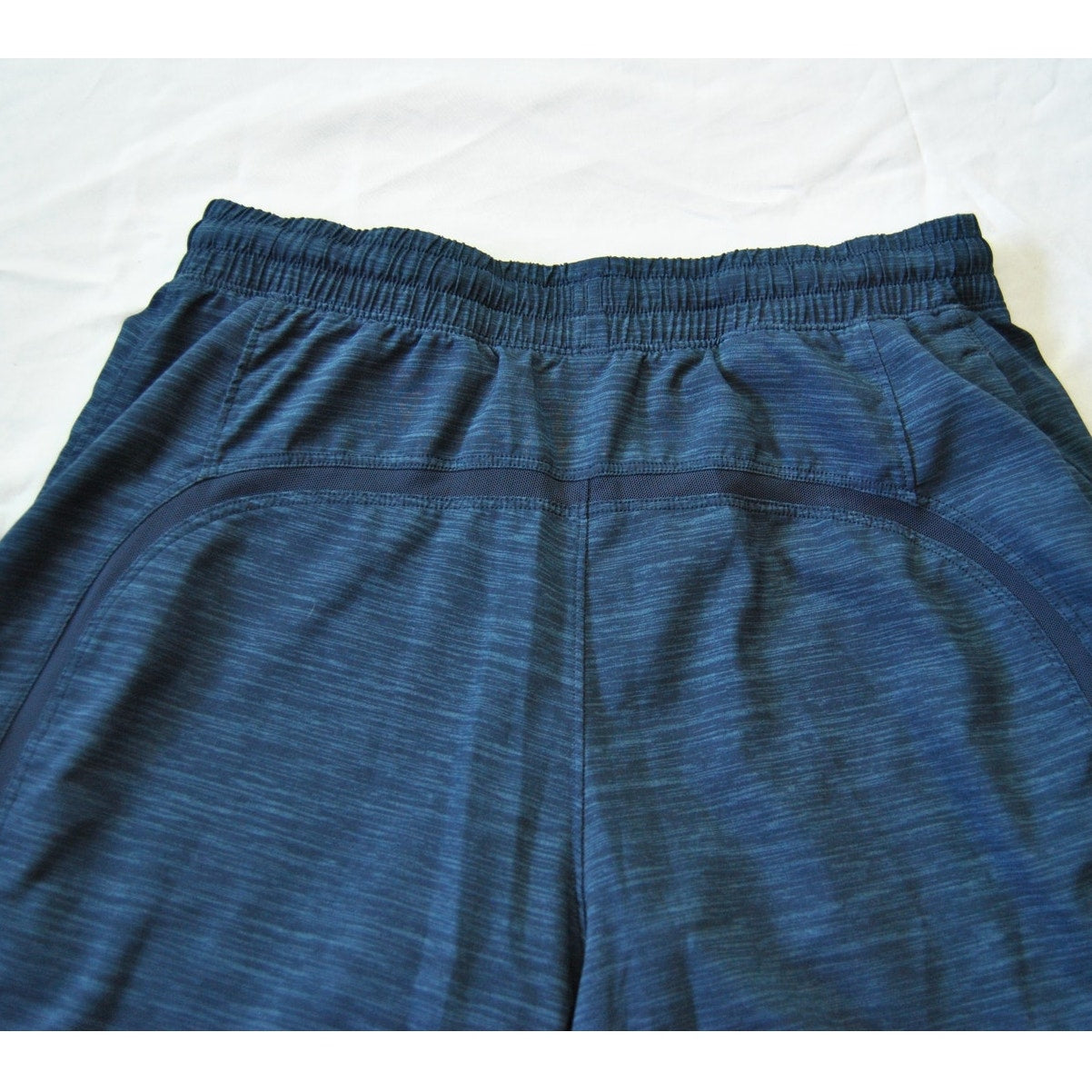 Lululemon Navy Blue X-Small 9" Inseam Lined Blue Shorts w/ Pockets