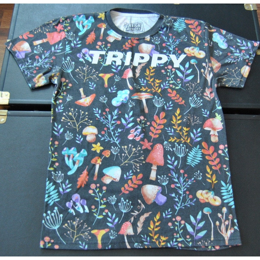 Trippy Fresh Laundry Medium Mushroom Design Short Sleeve Shirt