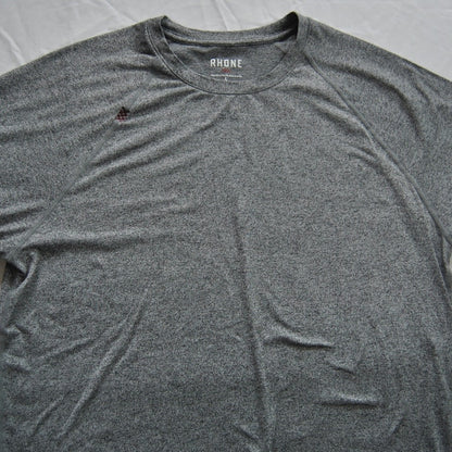 Rhone Large Gray Short Sleeve Shirt