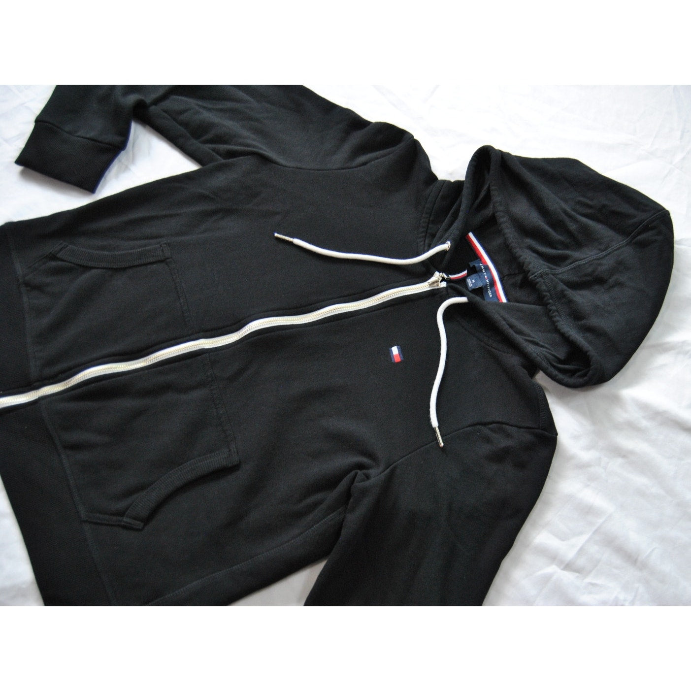 Tommy Hilfiger Medium Black Full Zip-up Lightweight Hoodie