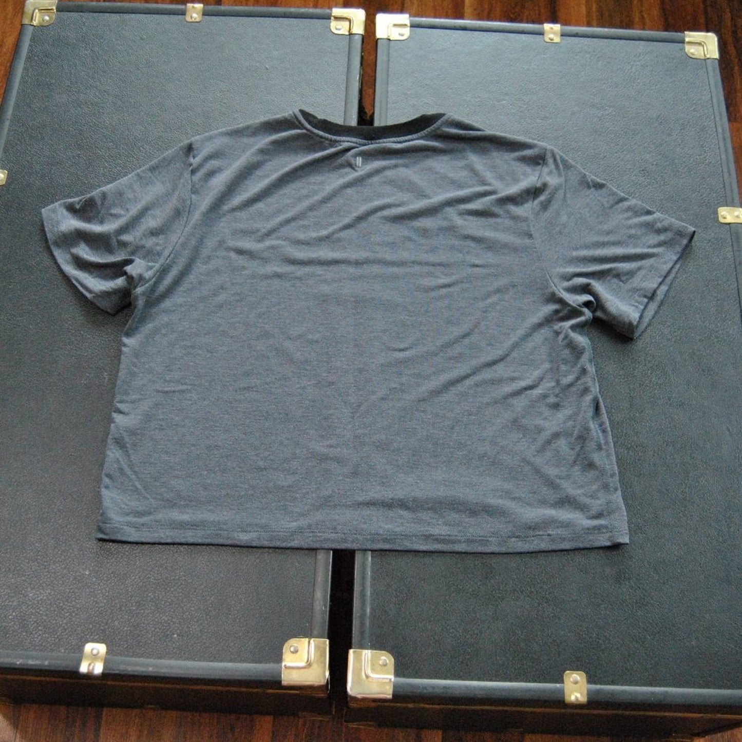 No Bull Crop Top Dark Gray Small