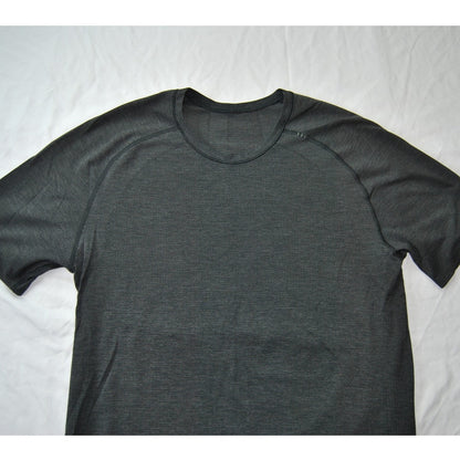 Metal Vent Tech Graphite Grey/Black Short Sleeve Shirt