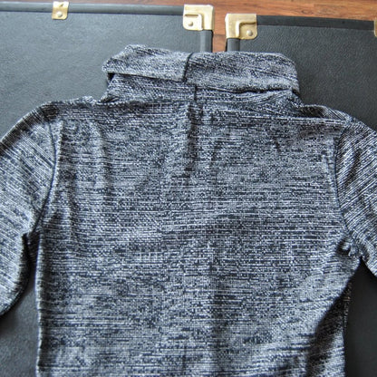 Lululemon Athletica Size 4 Turtle Neck Pullover Sweater Black & White Design