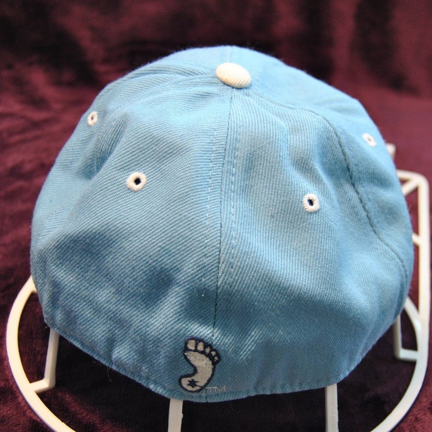 North Carolina Tar Heels  Blue & White Fitted Hat Size: 7 1/8