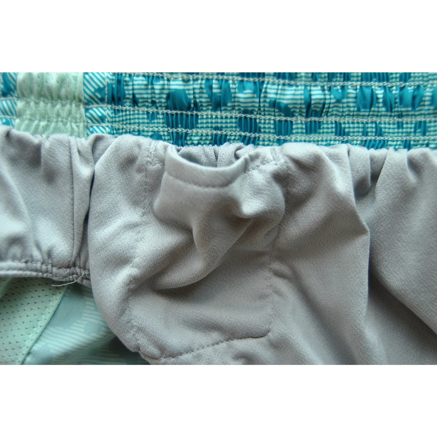 Nike Small Two Toned Blue Lined Shorts