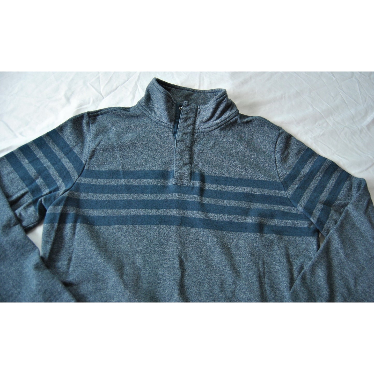 Banana Republic Medium Blue Quarter Button-up Sweater
