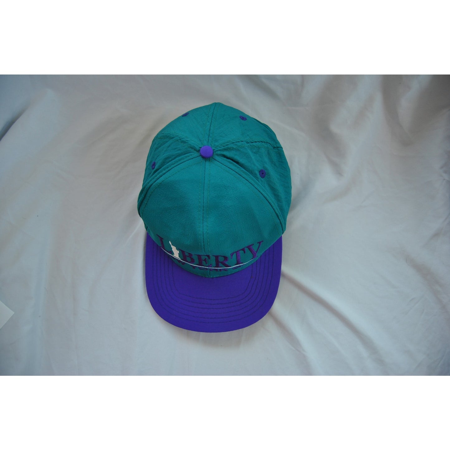 Statue Liberty New York City 90s Vintage Teal & Purple Snapback Hat