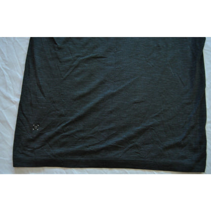 Lululemon Long Sleeve Shirt Medium Dark Gray