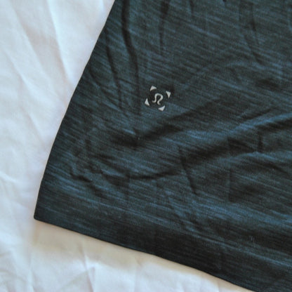 Lululemon Long Sleeve Shirt Medium Dark Gray