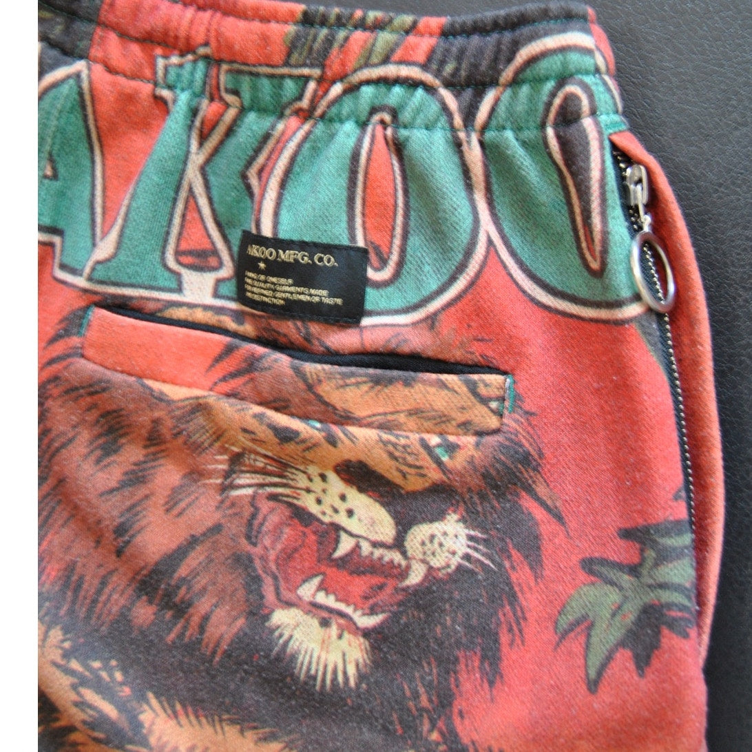 Akoo Hunter Trapper Small Lion & design Pattern Shorts w/ Pockets