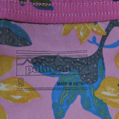 Patagonia Wavefarer Volley Stretch Floral Pink Hybrid Shorts Small