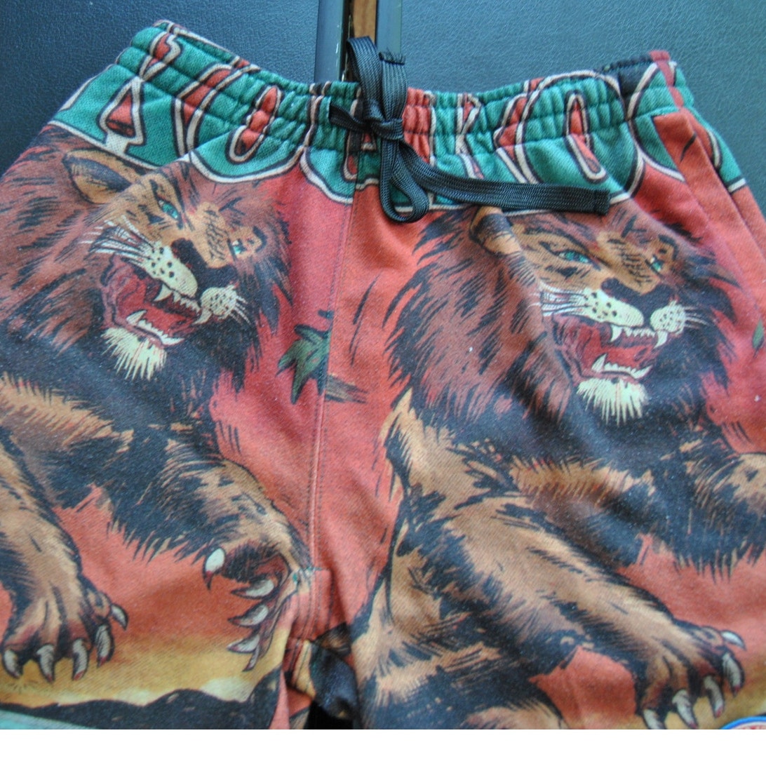 Akoo Hunter Trapper Small Lion & design Pattern Shorts w/ Pockets