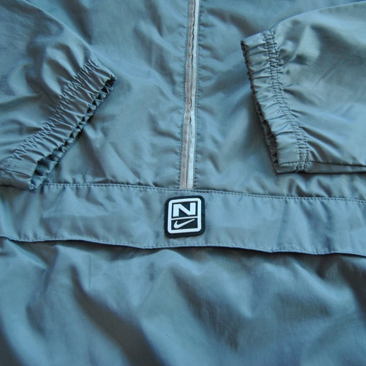 Large Vintage Nike Rain Jacket with Hideaway Hoodie Gray Red