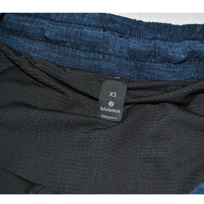 Lululemon Navy Blue X-Small 9" Inseam Lined Blue Shorts w/ Pockets