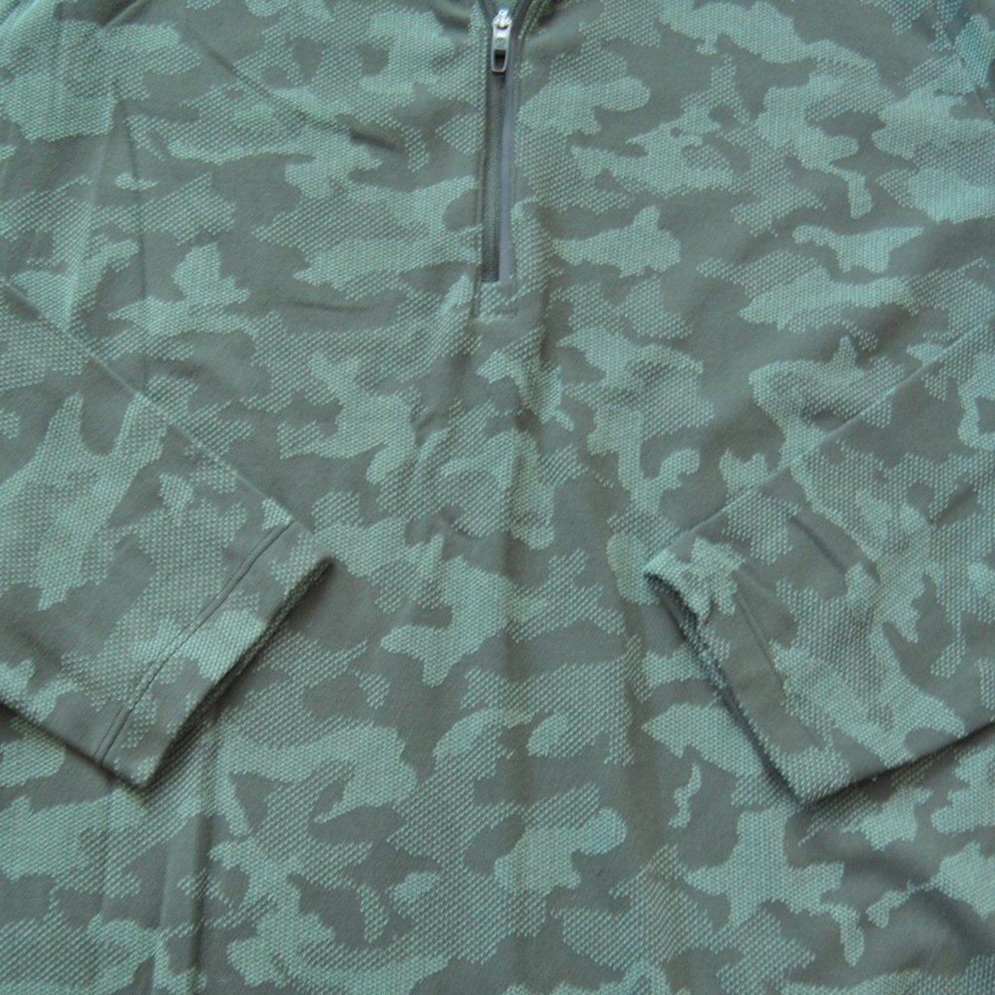 Lululemon Large Surge Warm Heritage Camo Olive Green 1/2 Zip Pullover