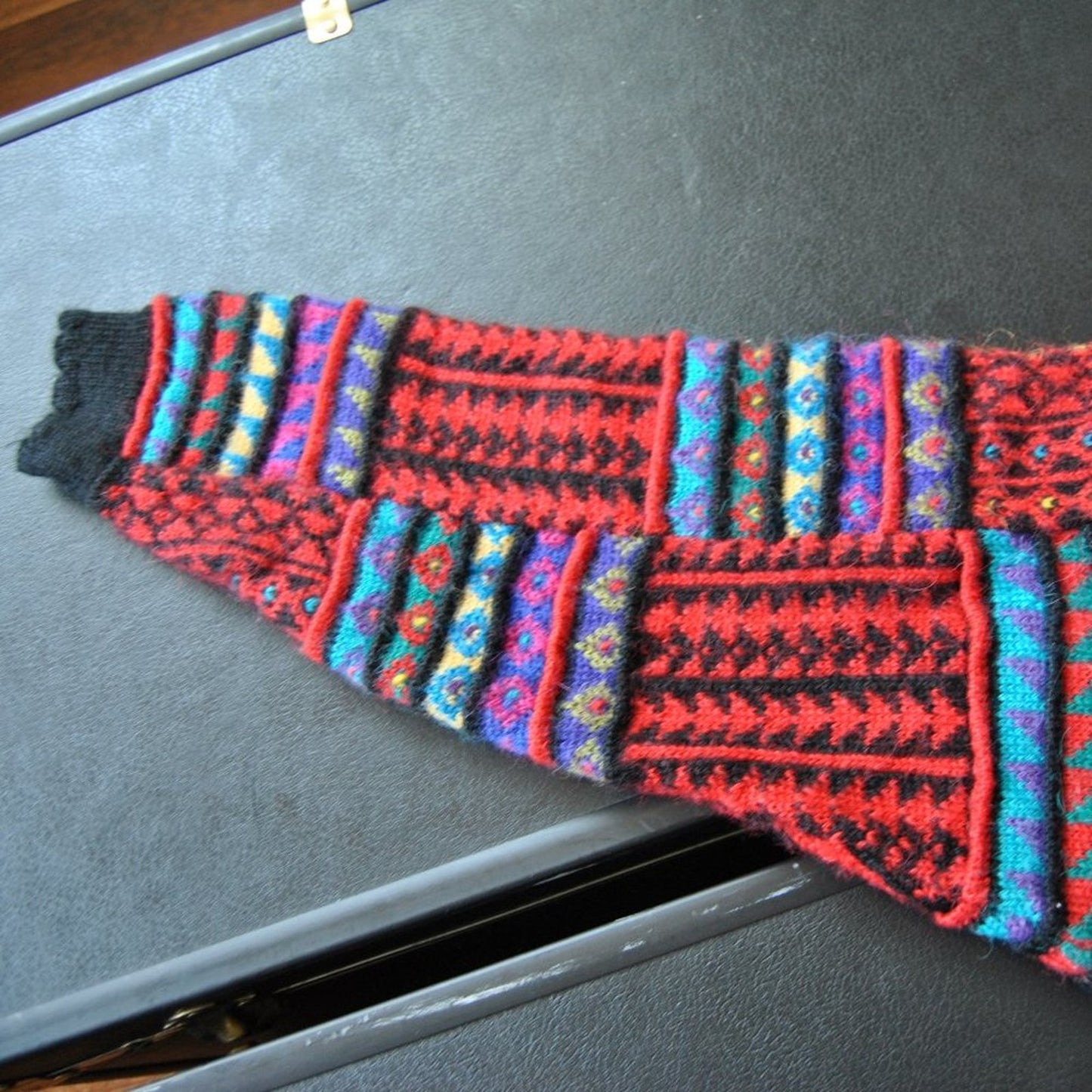 The Peruvian Connection Handmade Sweater Red Petite