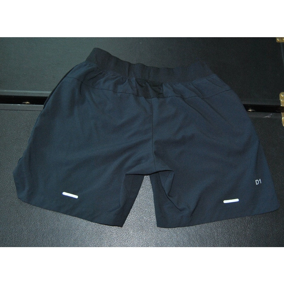 Asics Small Black 7" inseam Shorts with Pockets
