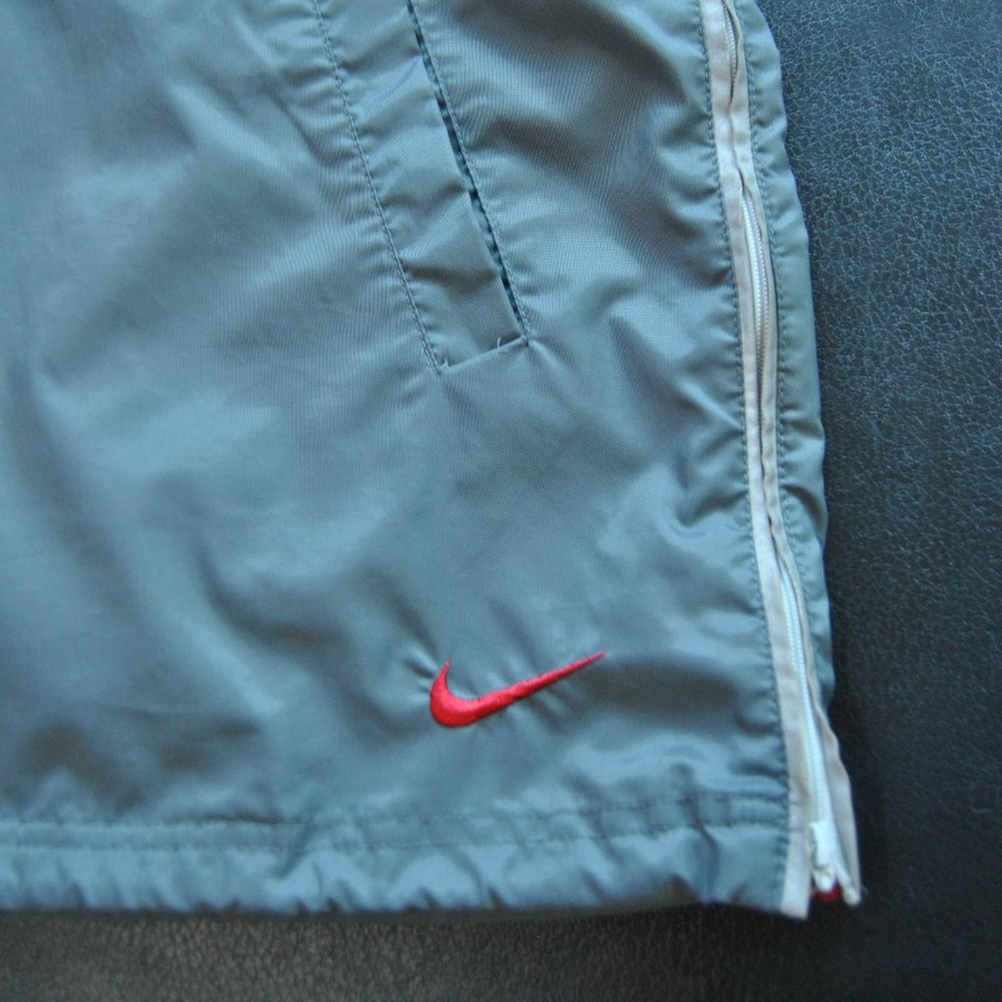 Large Vintage Nike Rain Jacket with Hideaway Hoodie Gray Red