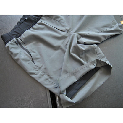 Ten Thousand Small Gray & Black Interval Shorts w/ Pockets