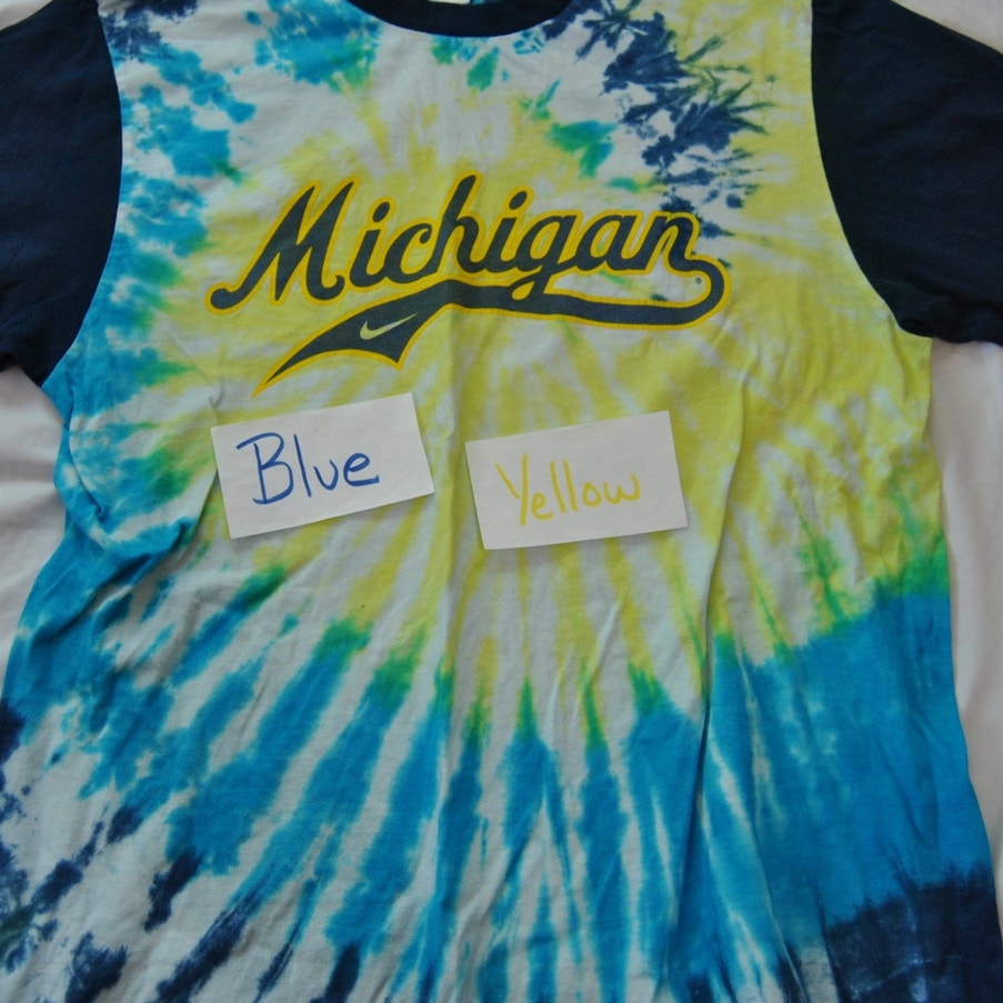 University of Michigan Vintage Nike Tie-Dye 3/4 Sleeve White Blue Yellow Medium