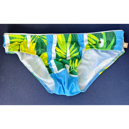 Marcuse Baby Blue w/ Plant Inspired Design Brief Size: Medium