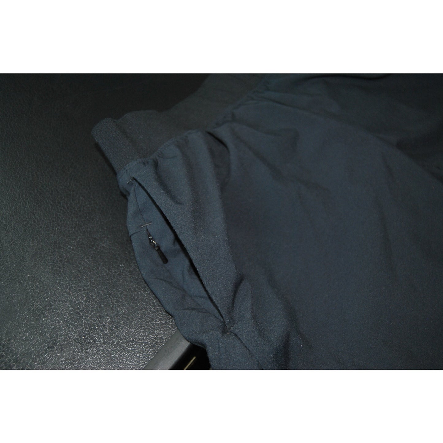 Asics Small Black 7" inseam Shorts with Pockets