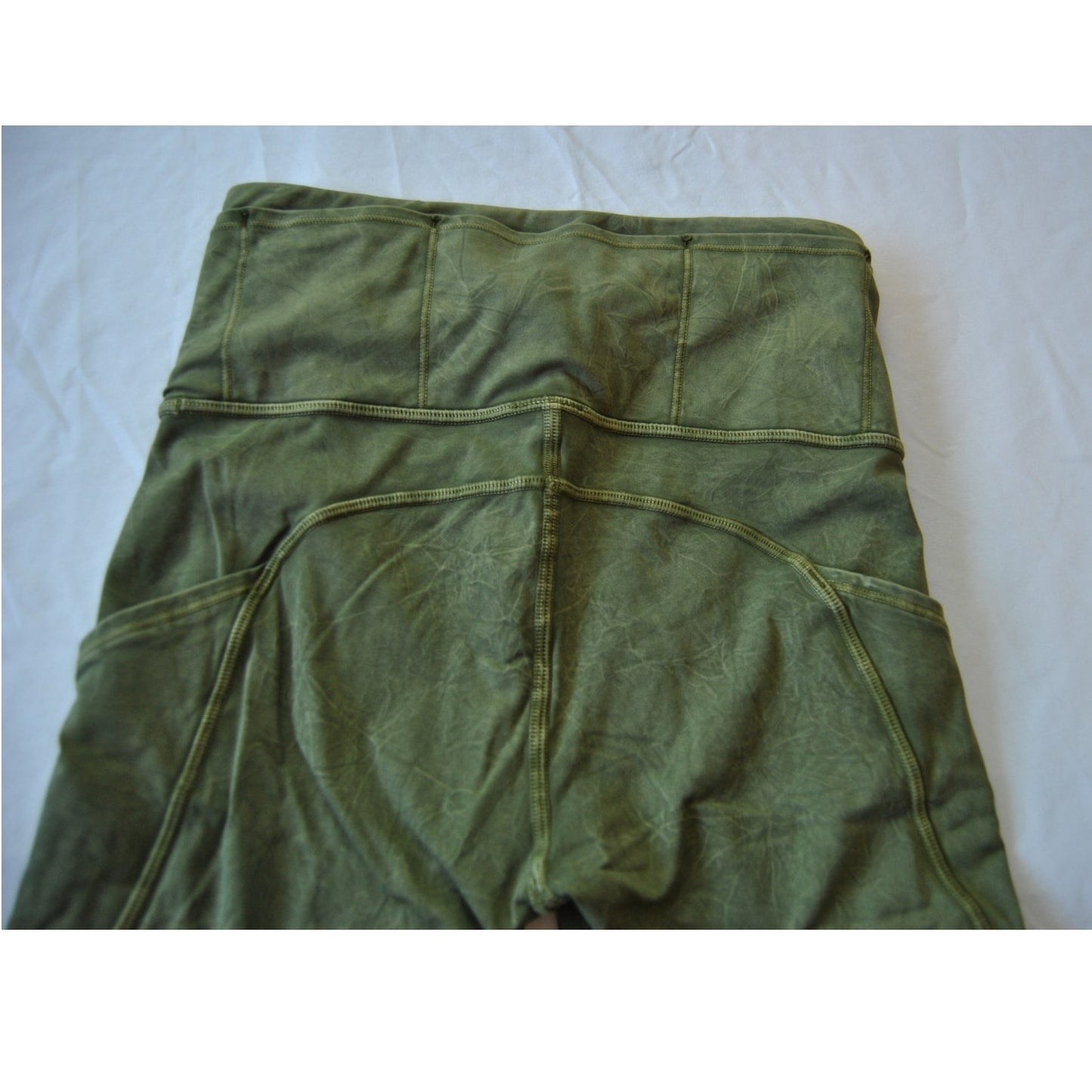 Lululemon Fast Free High Rise Tight Ice Dye Wash Moss Green Size 2 Shorts