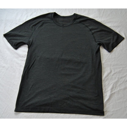 Metal Vent Tech Graphite Grey/Black Short Sleeve Shirt
