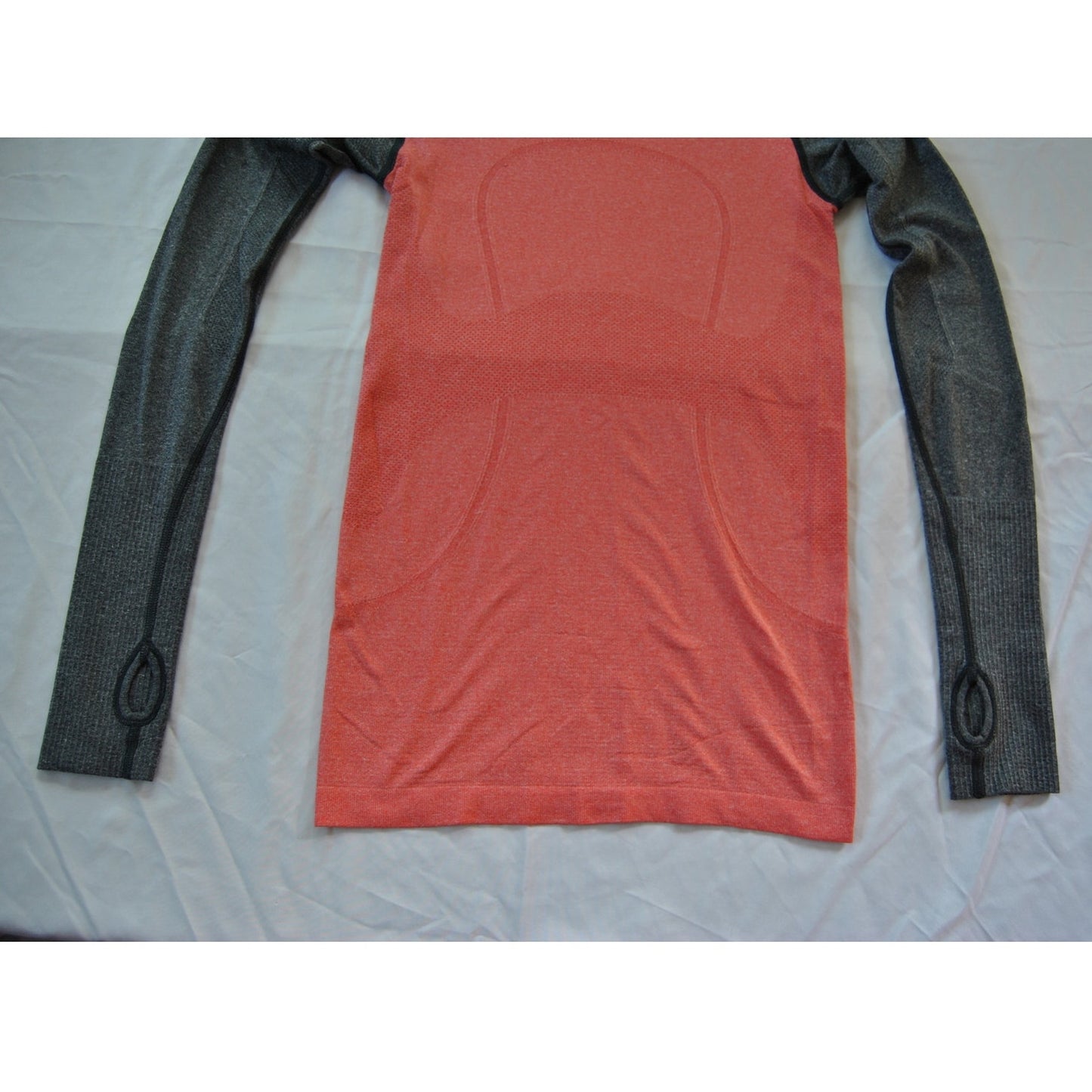 Lululemon Swiftly Tech Pink w/ Gray Size 4 Sleeves Long-Sleeve