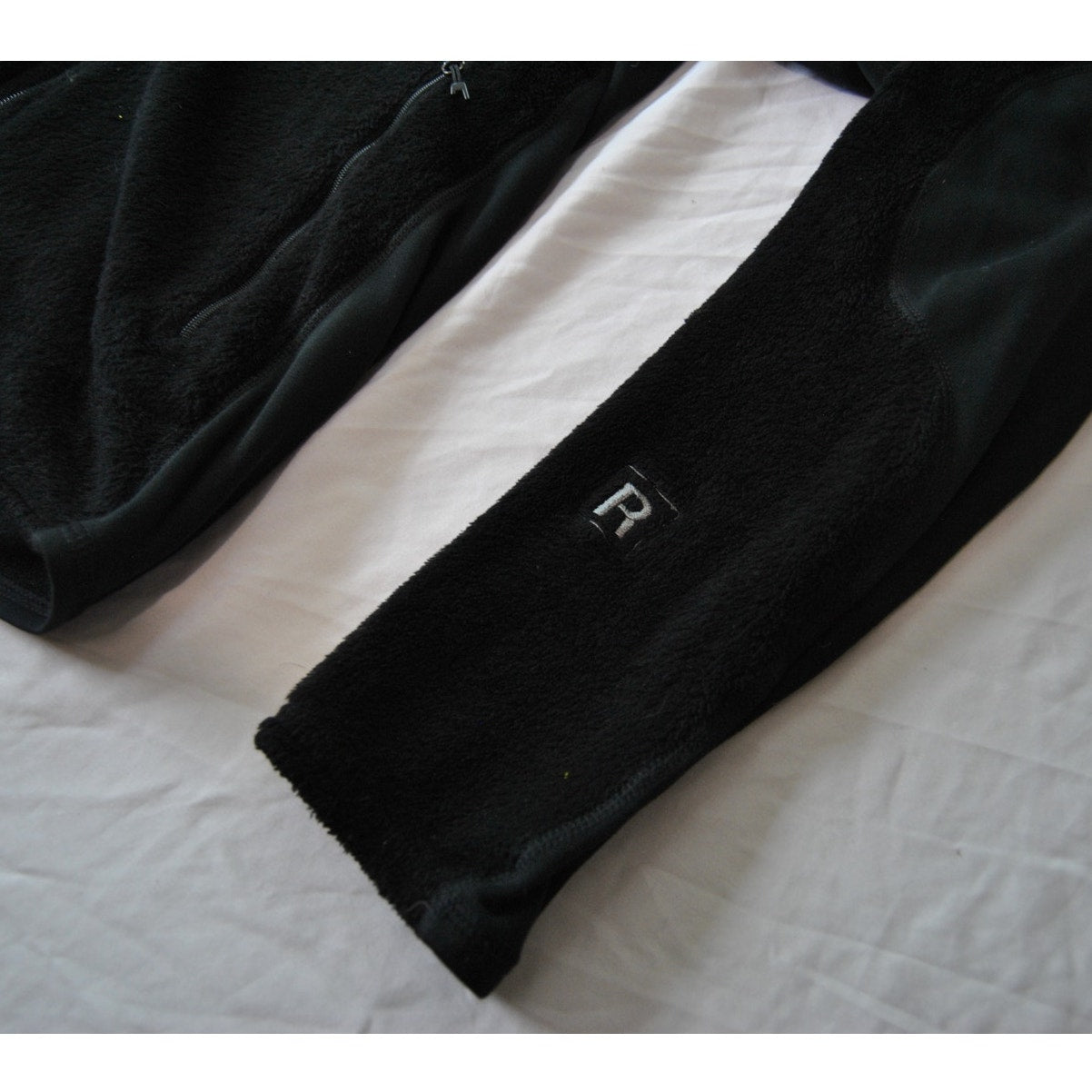 Patagonia Polartec Regulator R4 Black Full Zip Up Fleece Jacket Small