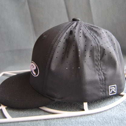 Rawlings Black & White Fitted Hat Size: Small/Medium
