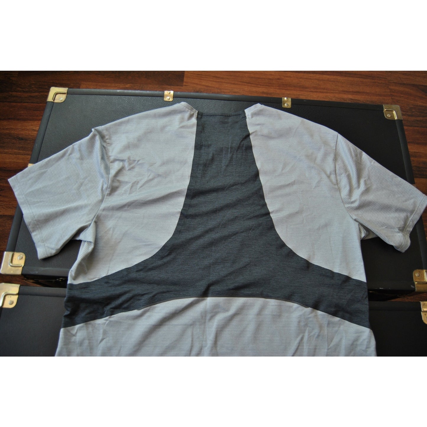 Lululemon Two Toned Gray Short Sleeve Shirt