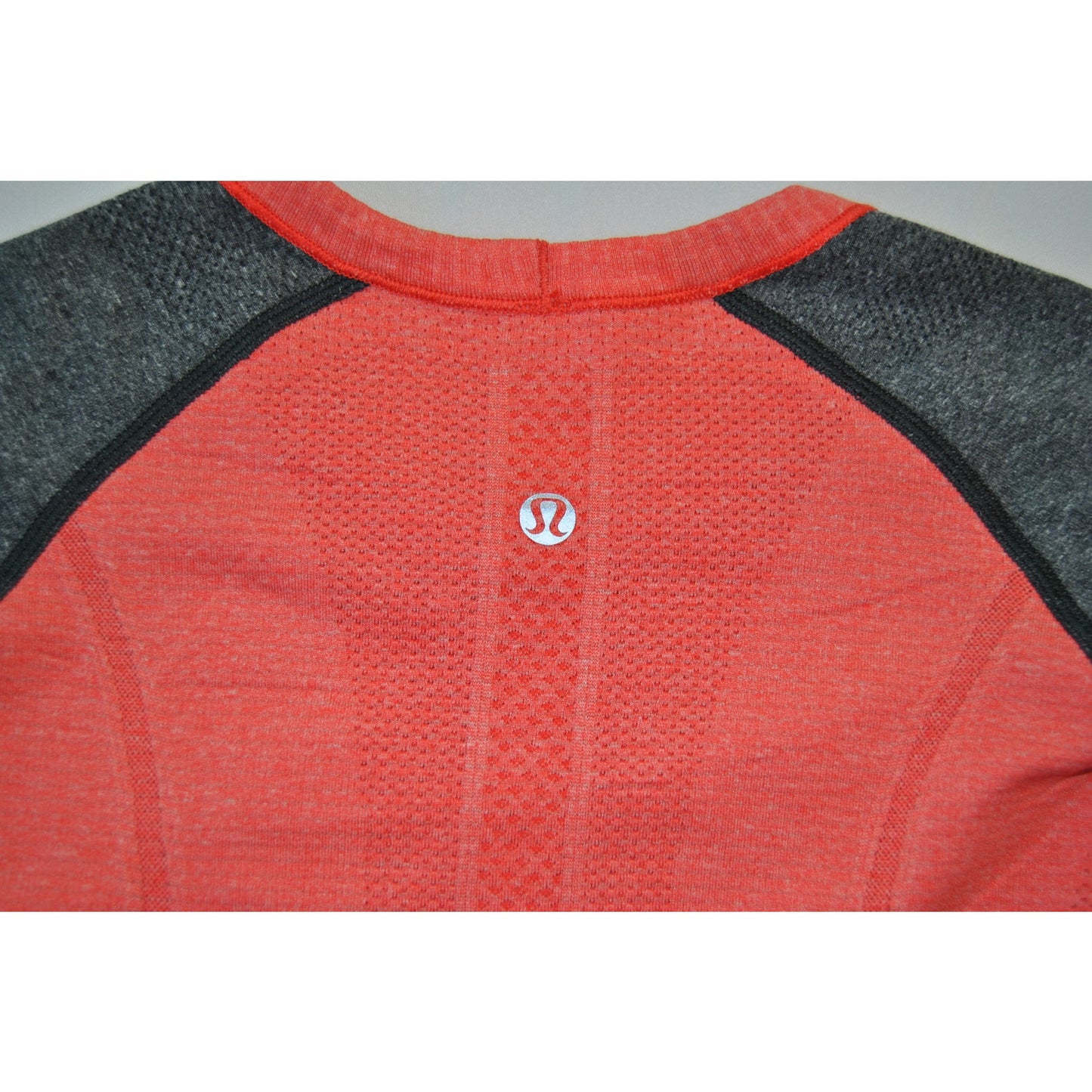 Lululemon Swiftly Tech Pink w/ Gray Size 4 Sleeves Long-Sleeve