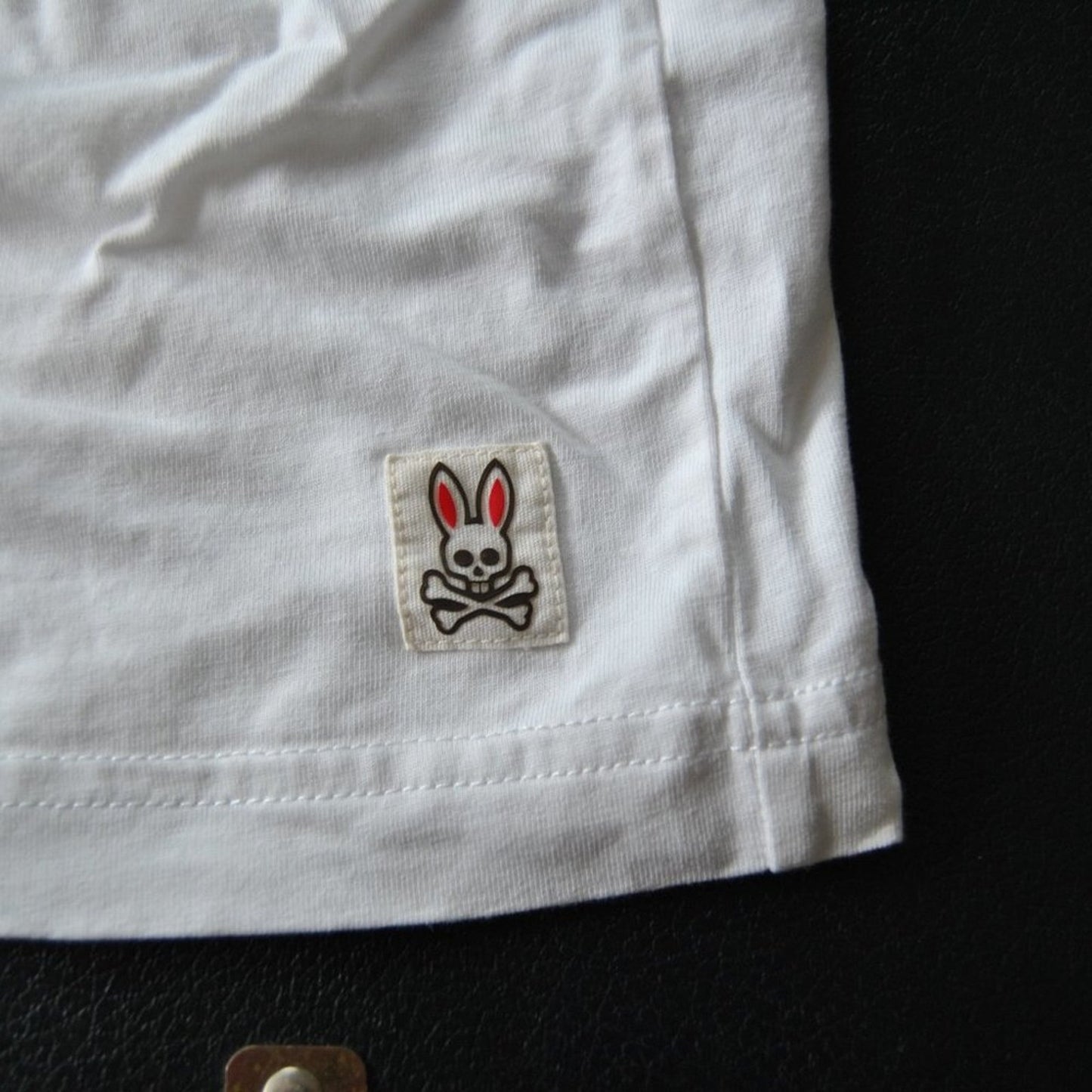 Psycho Bunny Size: 7 X-Large White, Black, & Blue Short Sleeve Shirt