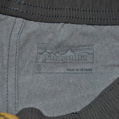 Patagonia Wavefarer Volley Gray Teal & Yellow 5" Shorts Small