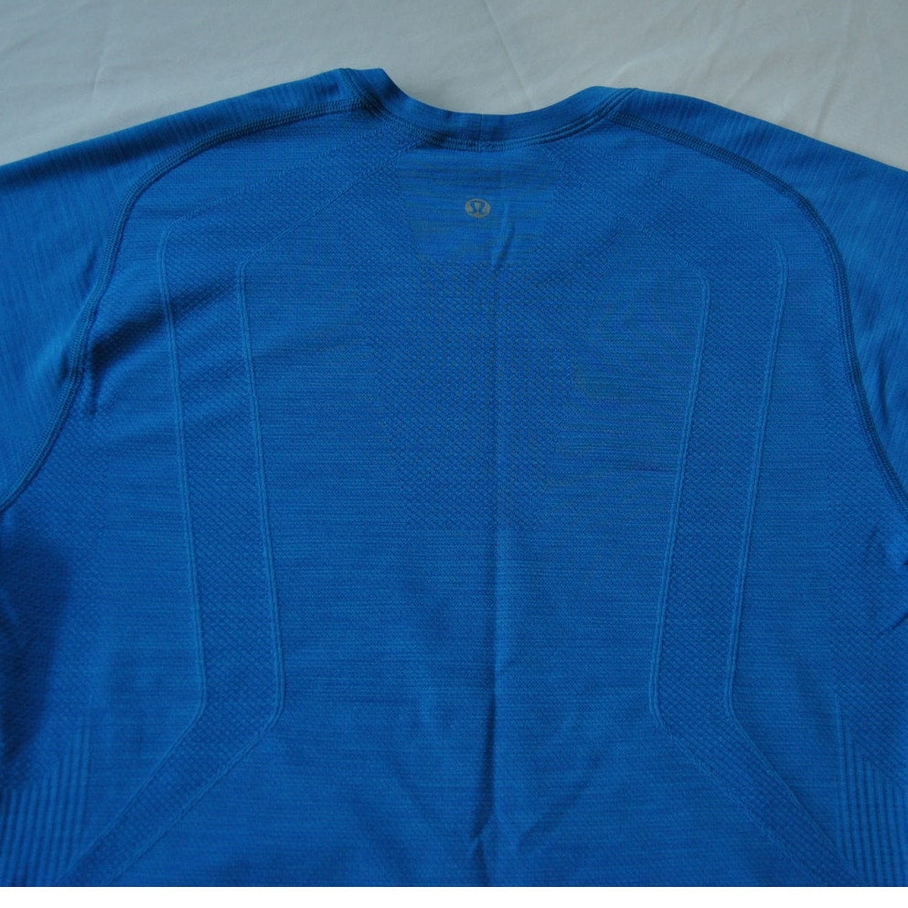 Lululemon Small Blue Short Sleeve Shirt