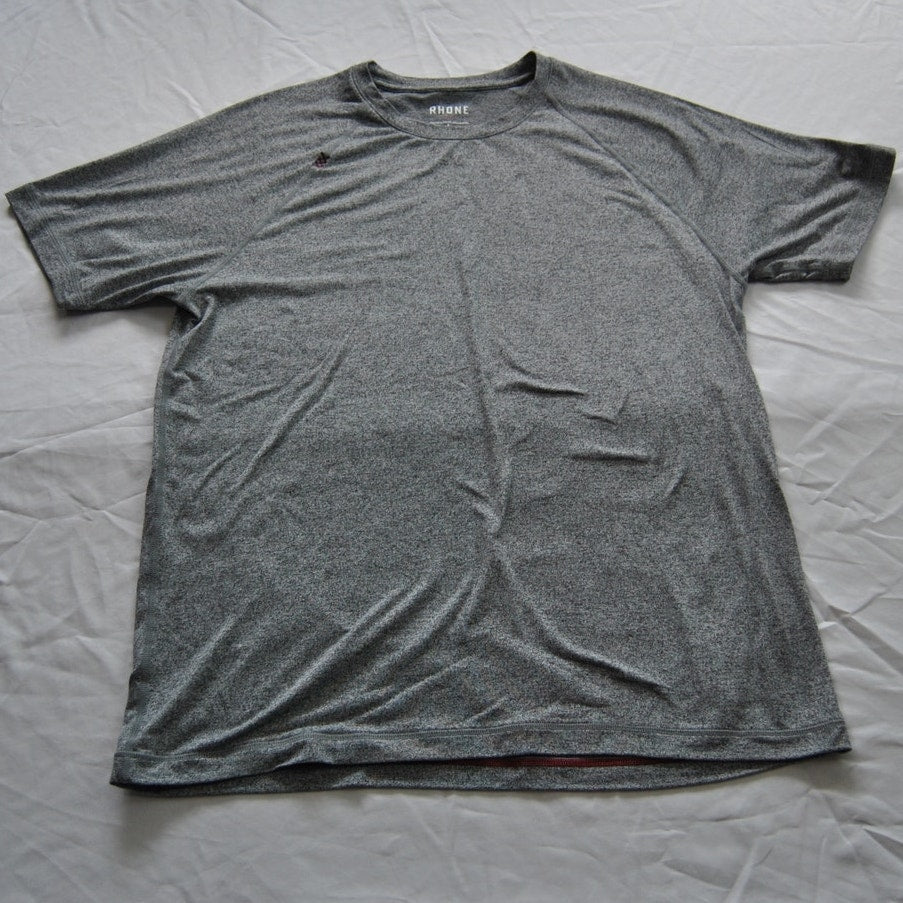 Rhone Large Gray Short Sleeve Shirt