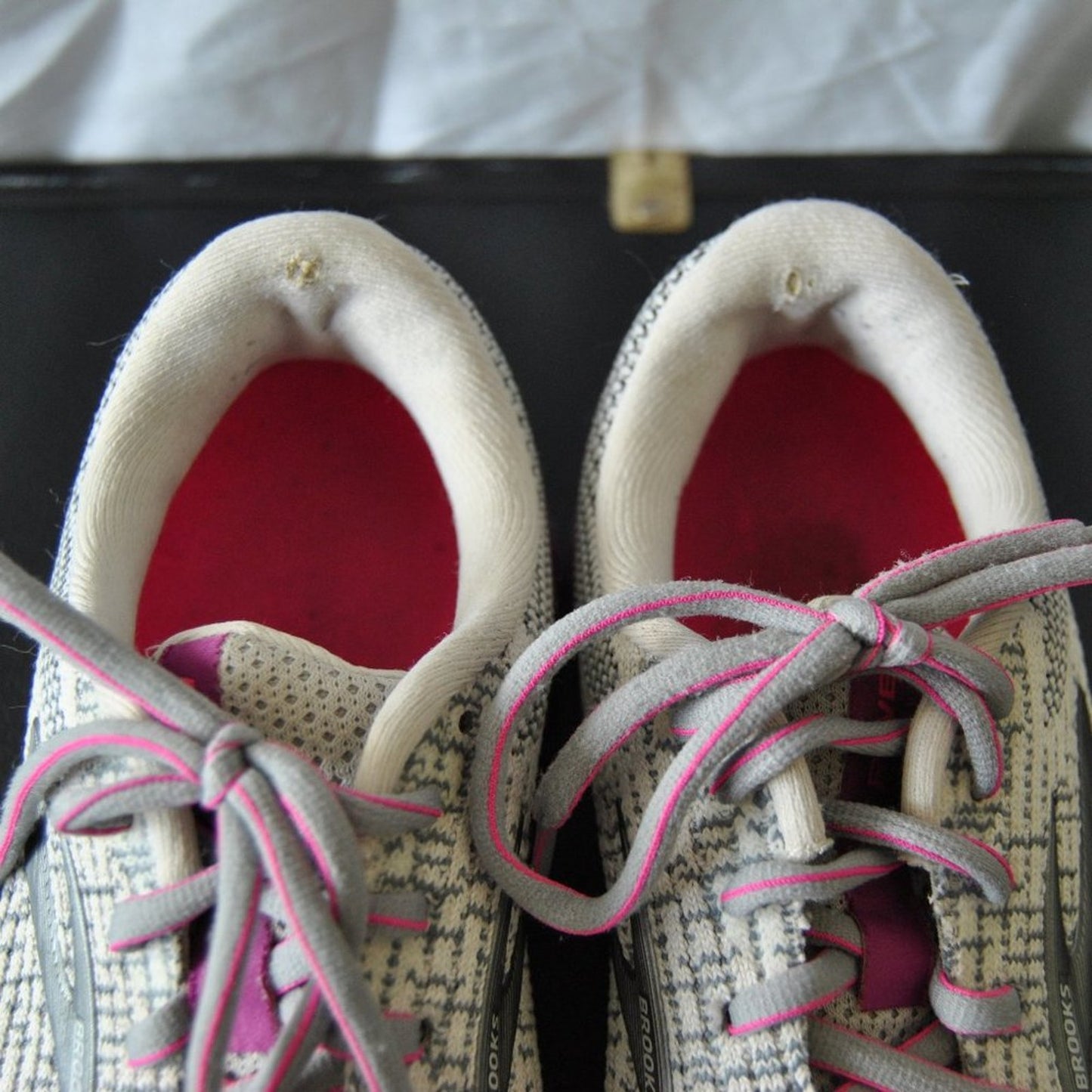 Brooks Revel 3 Pink and Gray Size 10 Running Shoe