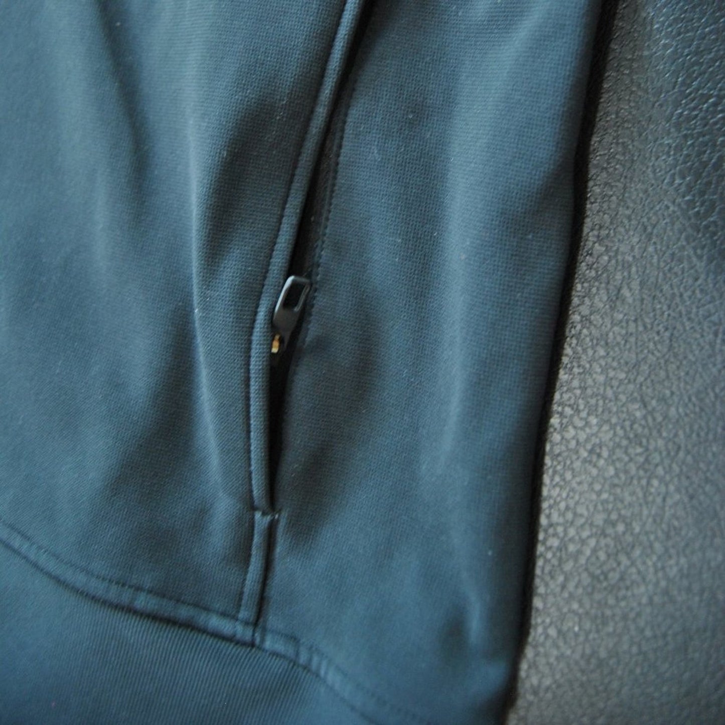 Lululemon Athletica X-large Black Full Zip Up Jacket