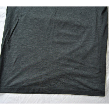 Metal Vent Tech Graphite Grey/Black Short Sleeve Shirt