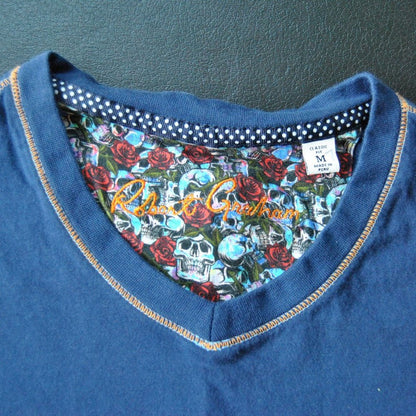 Robert Graham Medium Blue Short Sleeve Shirt w/ Small Skull Logo