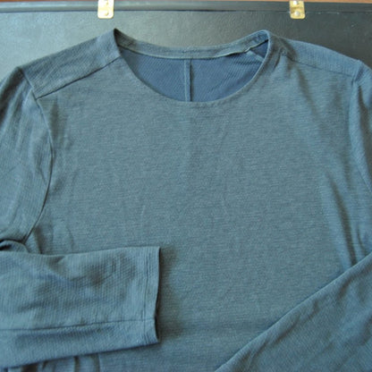 Lululemon Athletica Small Dark Gray Long Sleeve Shirt