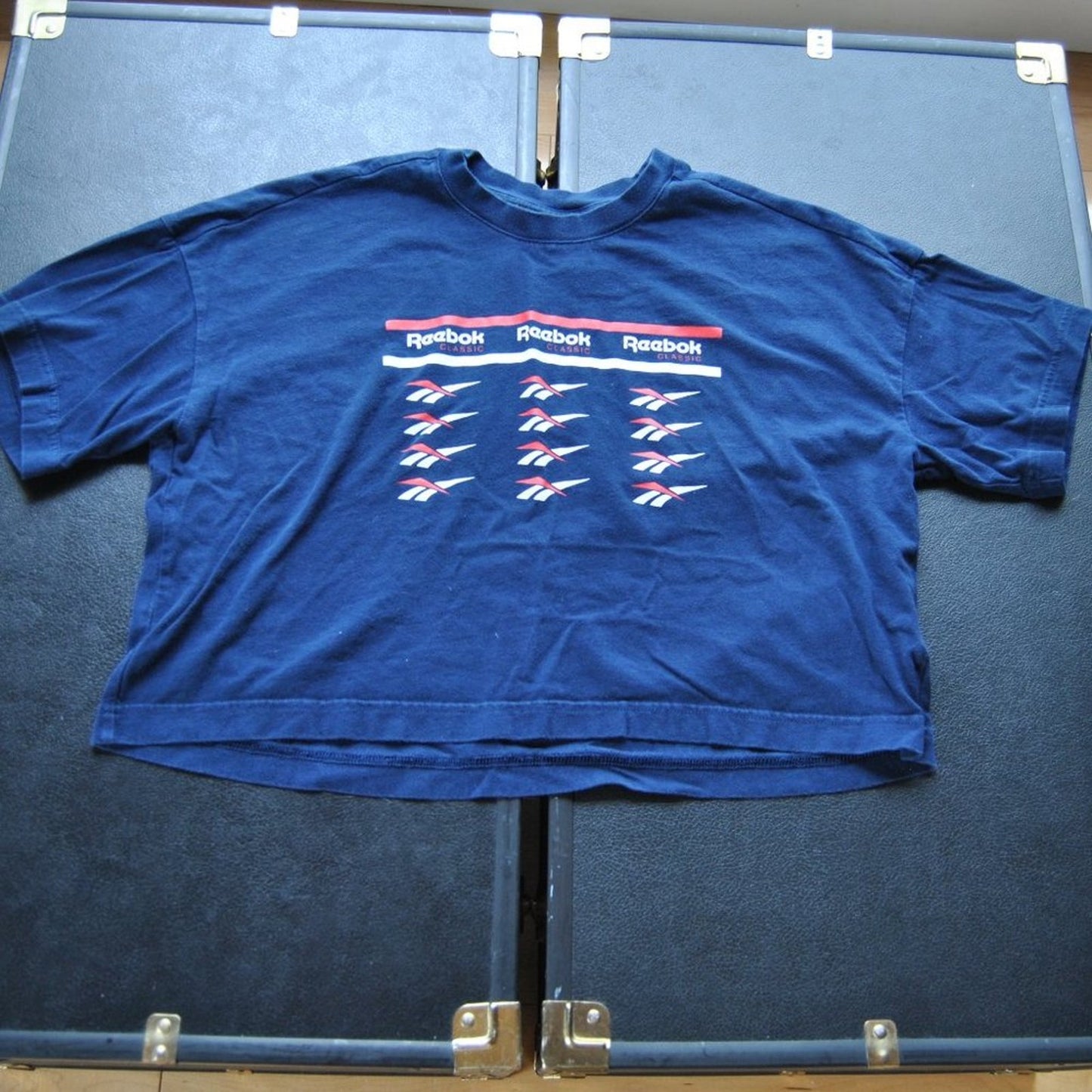 Reebok Classic Small Red White & Navy Blue Short Sleeve Crop Top