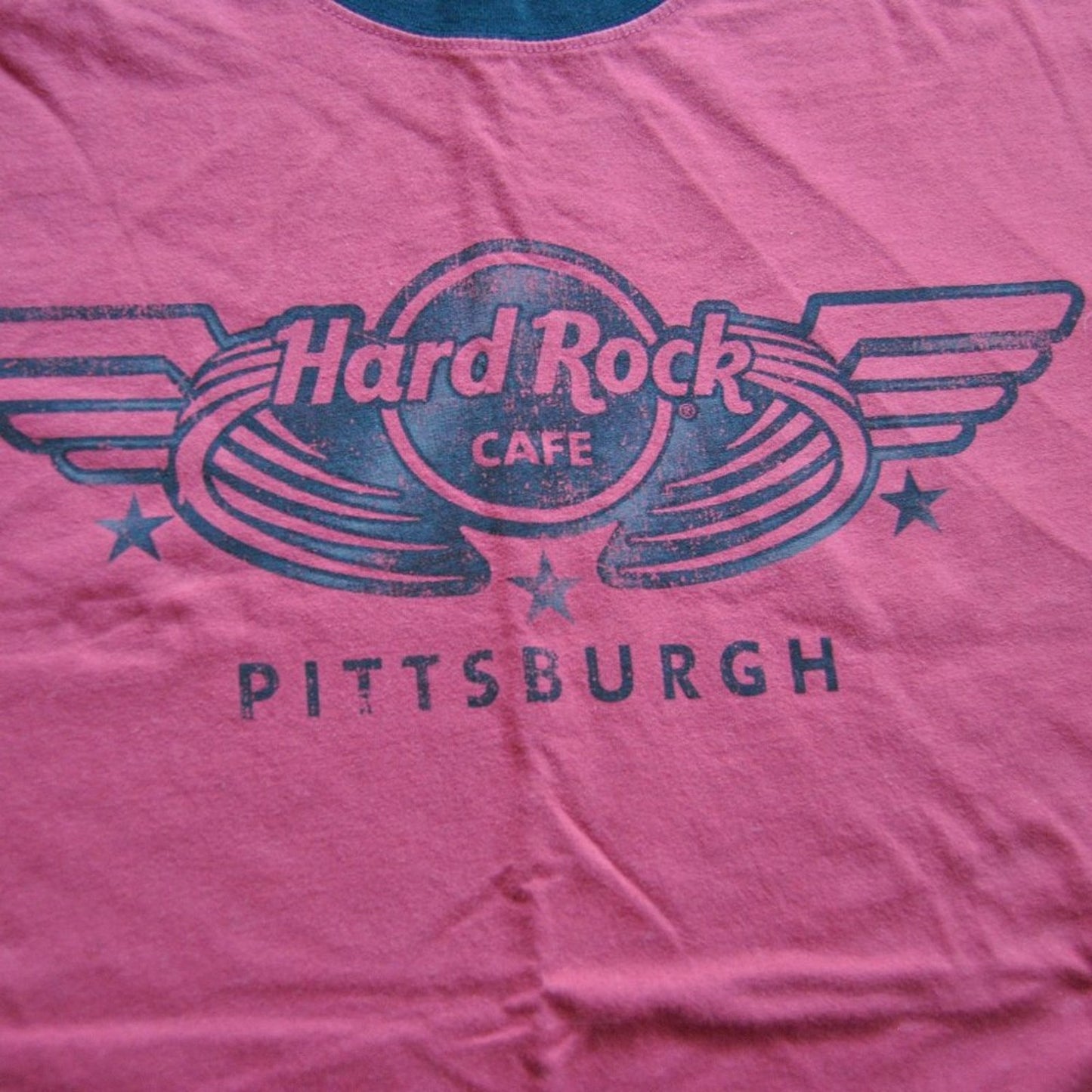 Hard Rock Café Pittsburgh Large Red Short Sleeve Shirt