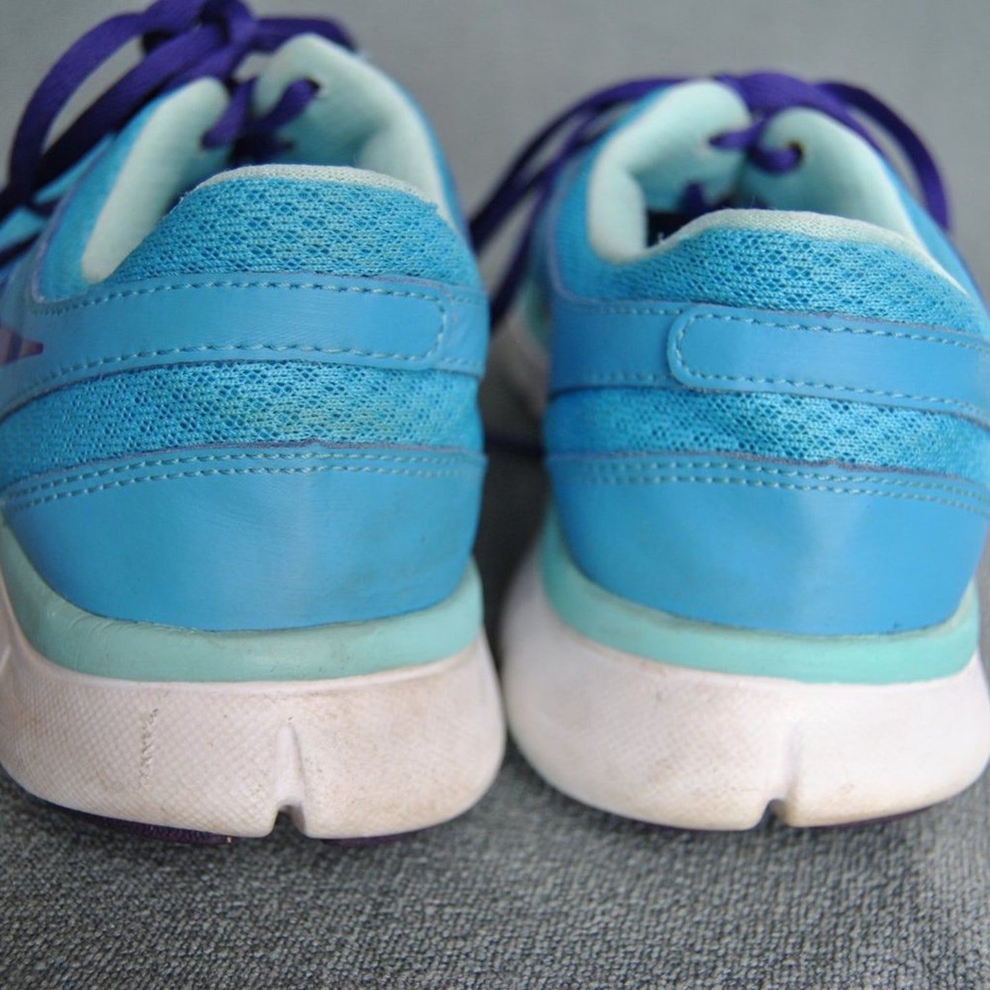 Nike Flex Experience RN 2 Athletic Shoe Blue & Purple Size: 7.5